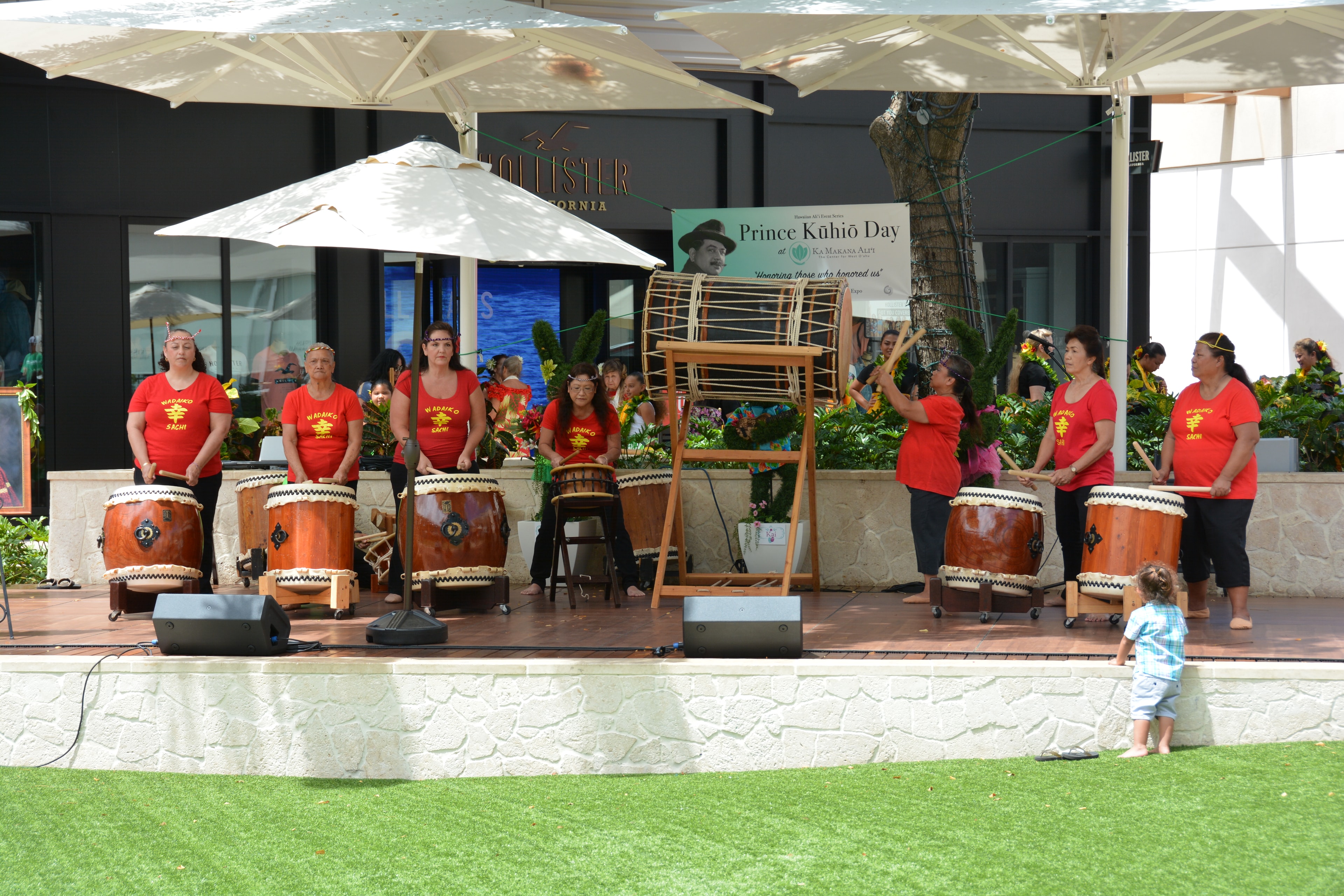 Hawaiian drum ensemble performing Prince Kūhiō Day