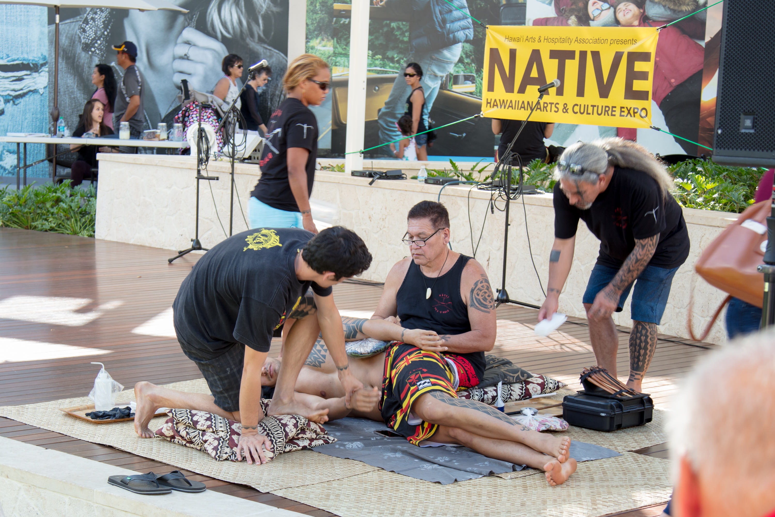 Hawaiian massage demonstration native arts culture expo
